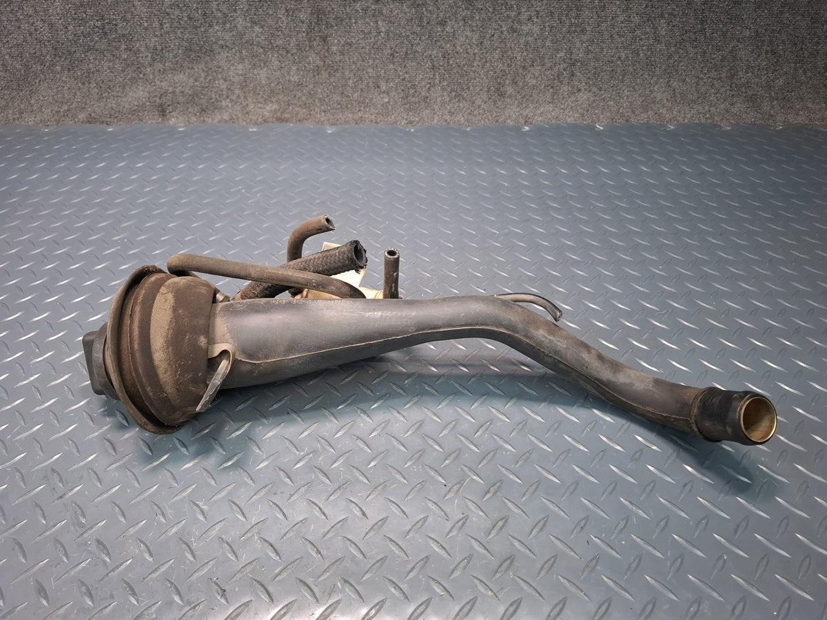 1994-1997 BMW E31 840Ci M62 Fuel Tank Filler Neck w Hose Pipe Line