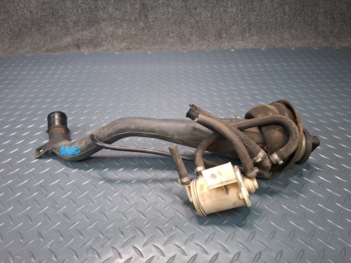 1994-1997 BMW E31 840Ci M62 Fuel Tank Filler Neck w Hose Pipe Line