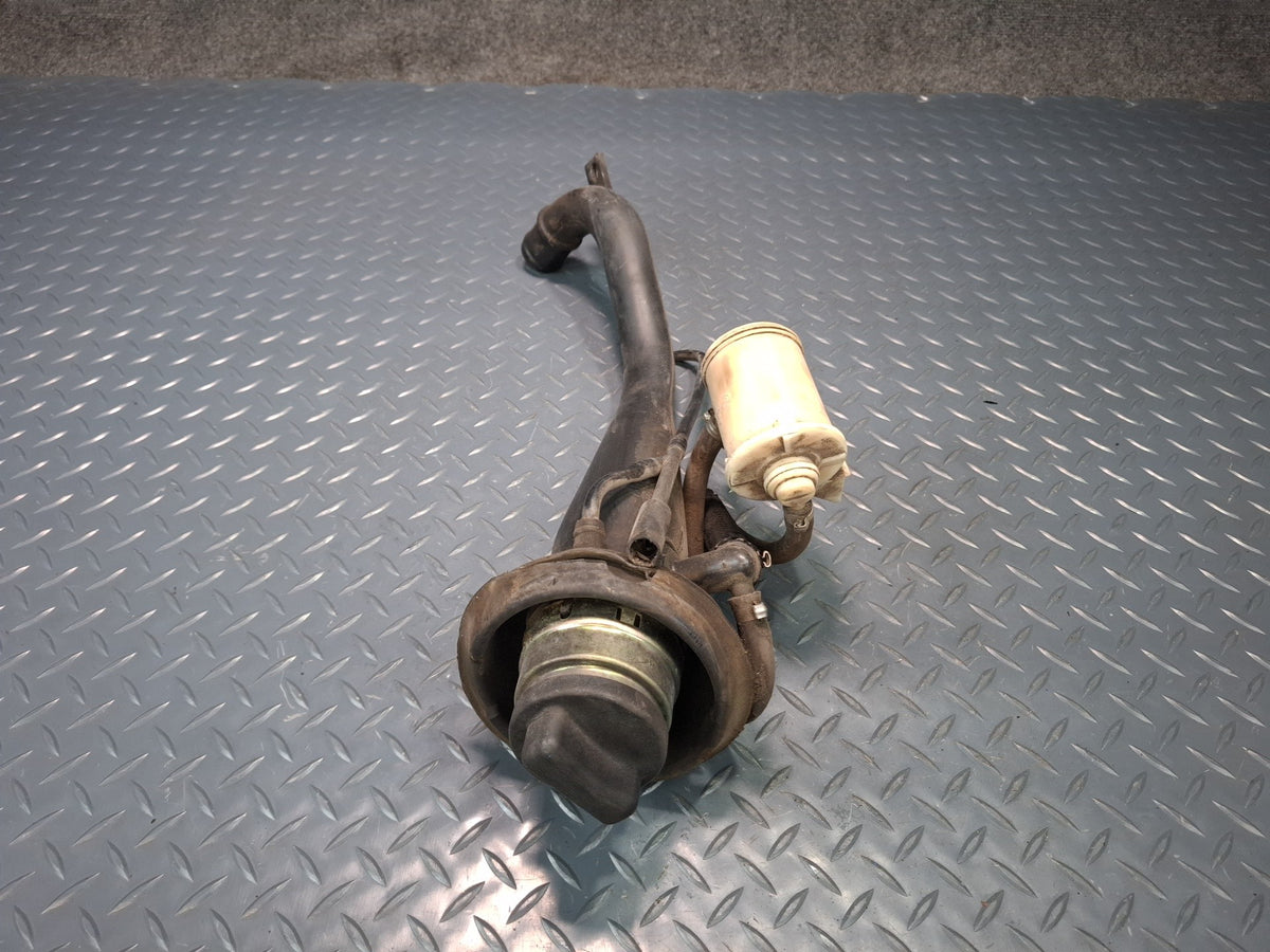 1994-1997 BMW E31 840Ci M62 Fuel Tank Filler Neck w Hose Pipe Line