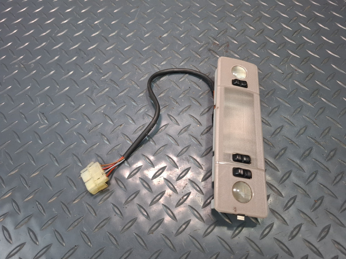 1994-1997 BMW E31 840Ci Interior Dome Reading Light Lamp 1374427