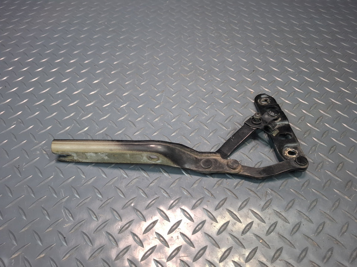1994-1997 BMW E31 840Ci Rear Left & Right Trunk Hinge Set of 2