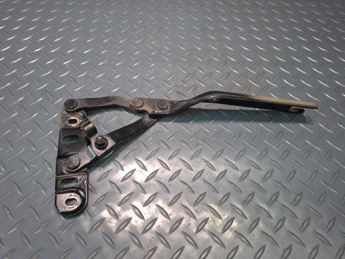 1994-1997 BMW E31 840Ci Rear Left & Right Trunk Hinge Set of 2