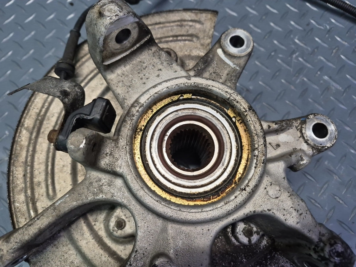 02-05 Ford Thunderbird Rear Left Spindle Knuckle Wheel Hub Bearing OEM
