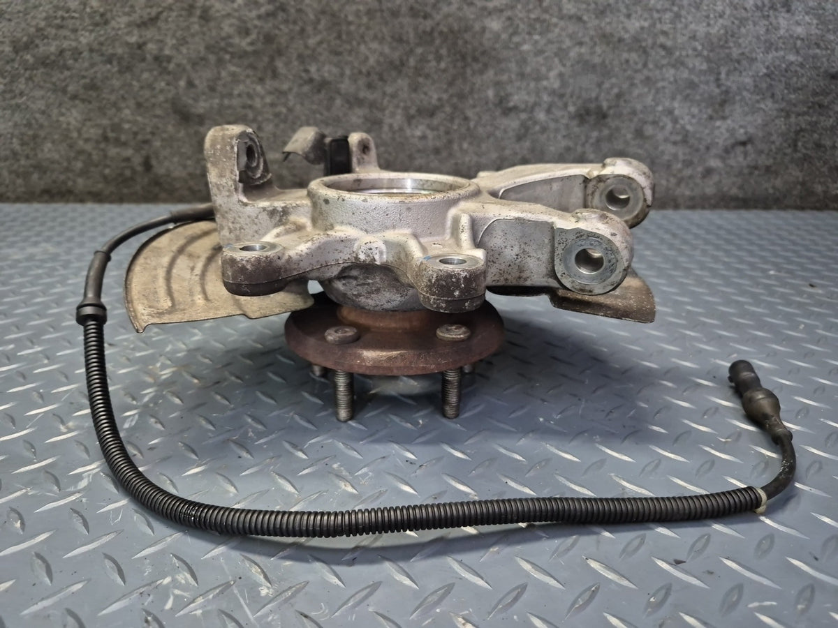 02-05 Ford Thunderbird Rear Right Spindle Knuckle Wheel Hub Bearing OEM
