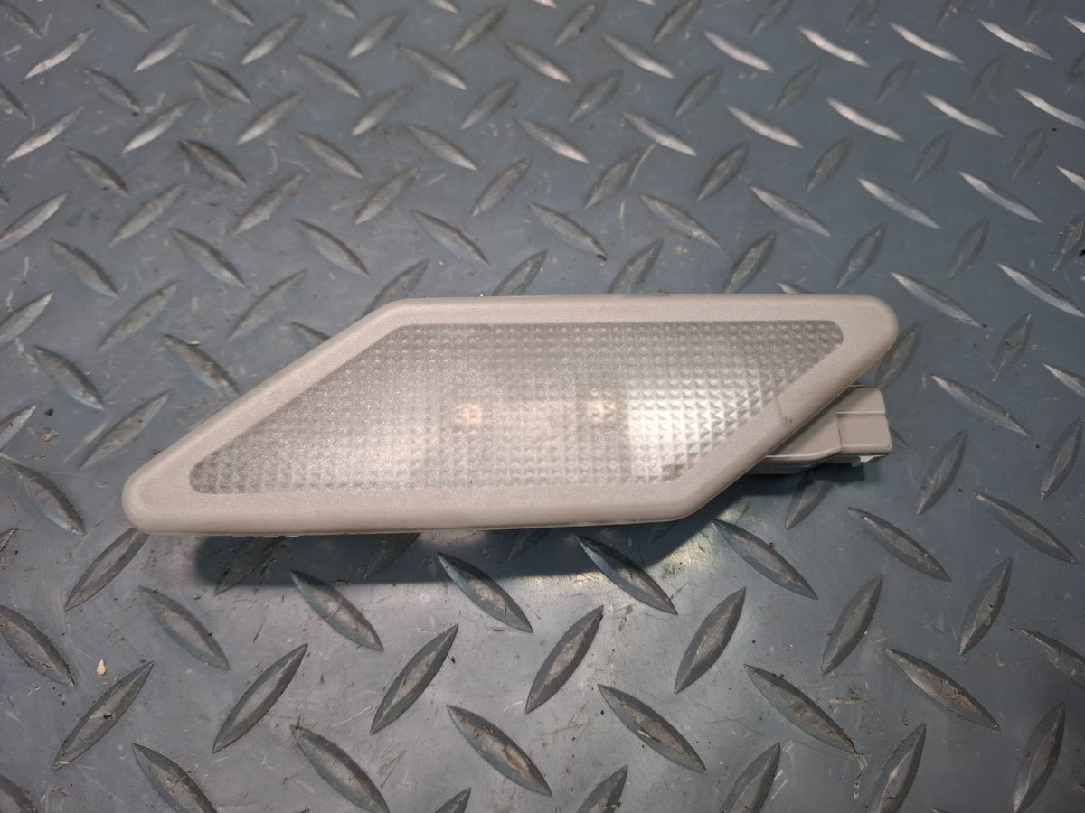 1994-1997 BMW E31 840Ci Rear Left & Right C Pillar Interior Light Lamp Set of 2
