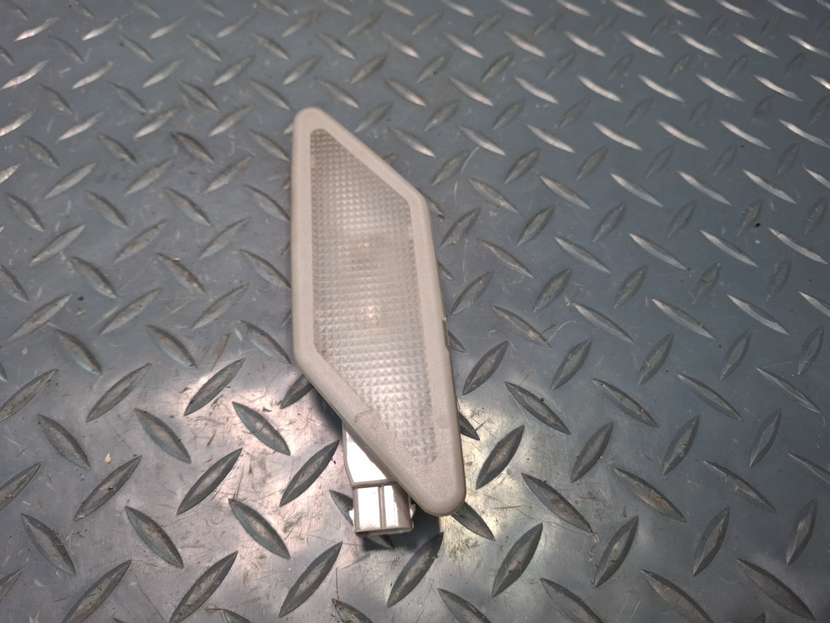 1994-1997 BMW E31 840Ci Rear Left & Right C Pillar Interior Light Lamp Set of 2