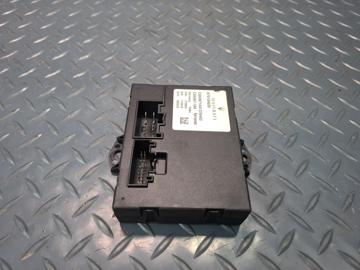 2017-2020 Maserati Levante M161 Trunk Tailgate Liftgate Control Module 670104525