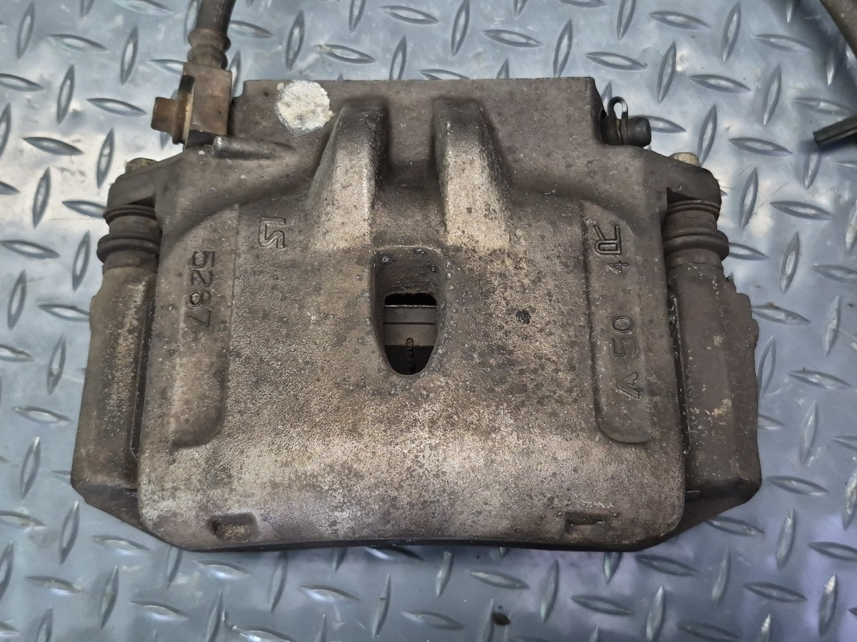 02-05 Ford Thunderbird Set of 2 Front Left & Right Brake Caliper OEM