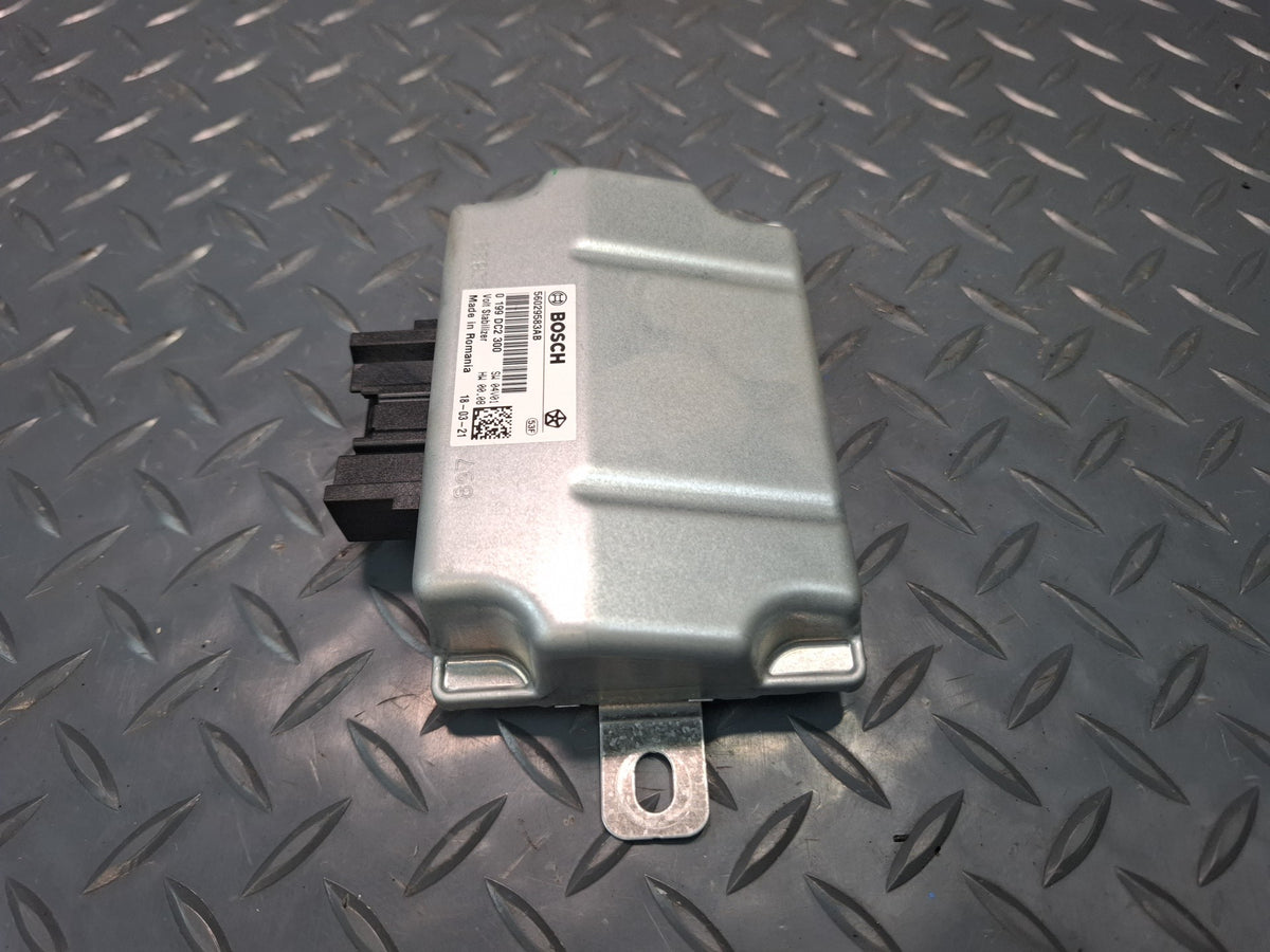 2017-2020 Maserati Levante M161 Voltage Inverter Stabilizer Control Module