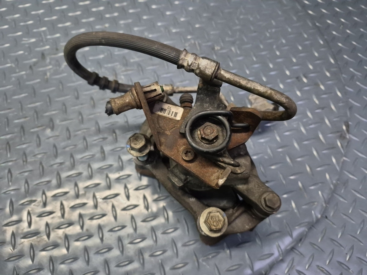 02-05 Ford Thunderbird Set of 2 Rear Left & Right Brake Caliper OEM