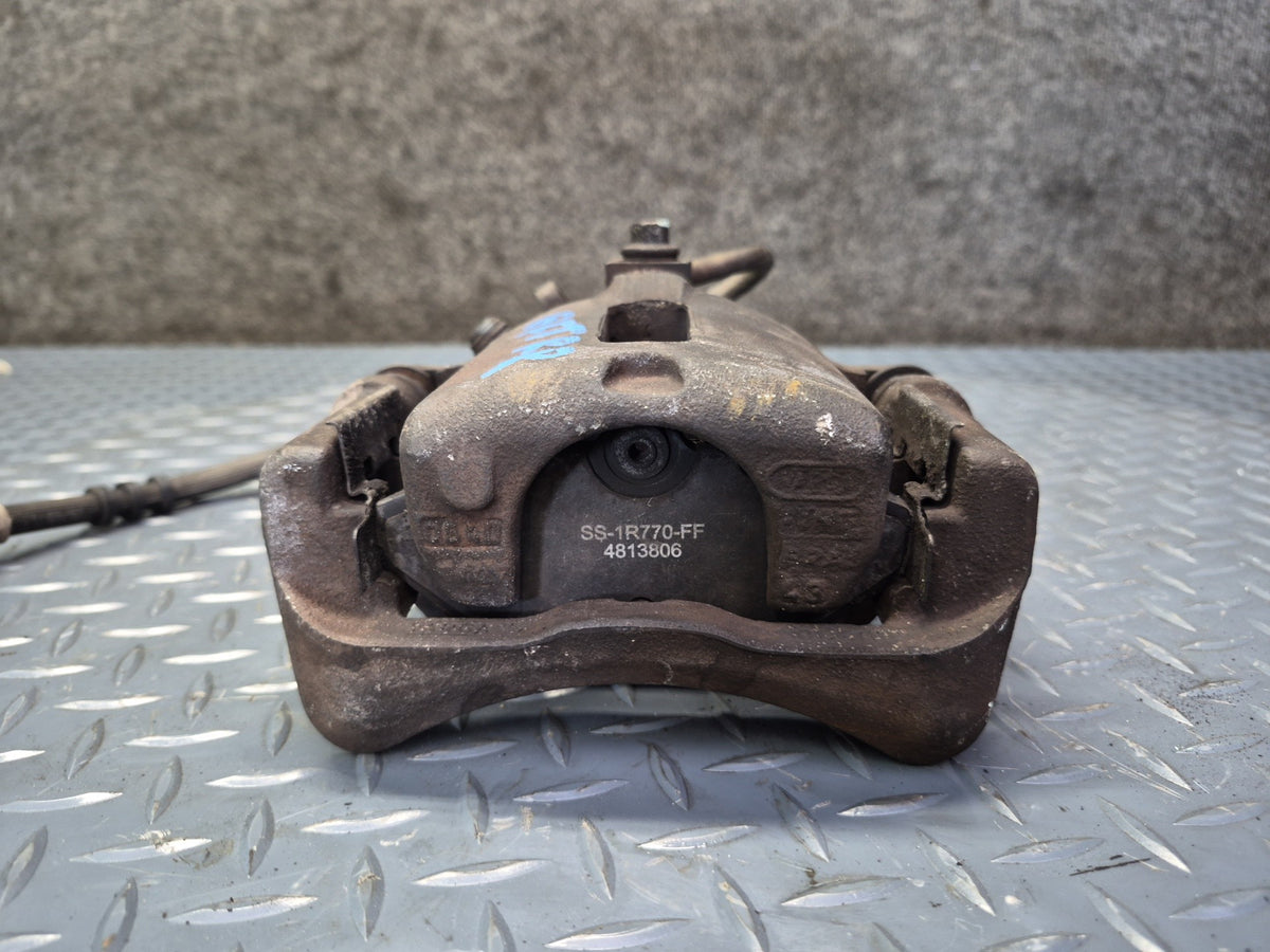 02-05 Ford Thunderbird Set of 2 Rear Left & Right Brake Caliper OEM