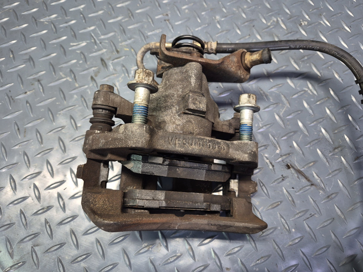 02-05 Ford Thunderbird Set of 2 Rear Left & Right Brake Caliper OEM