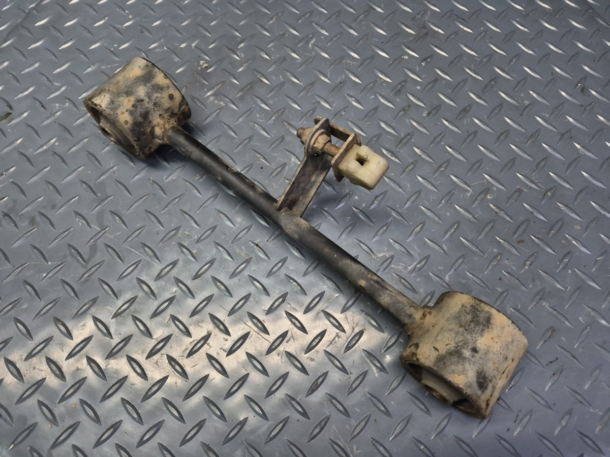 93-99 Toyota Hiace KZH106W 4WD Set of 2 Rear Left Lower & Upper Control Arm OEM