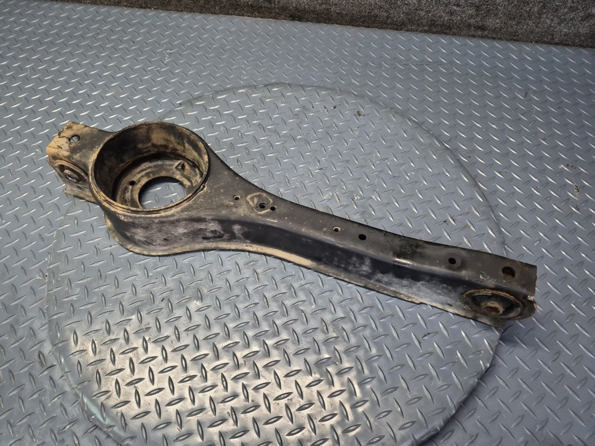 93-99 Toyota Hiace KZH106W 4WD Set of 2 Rear Left Lower & Upper Control Arm OEM