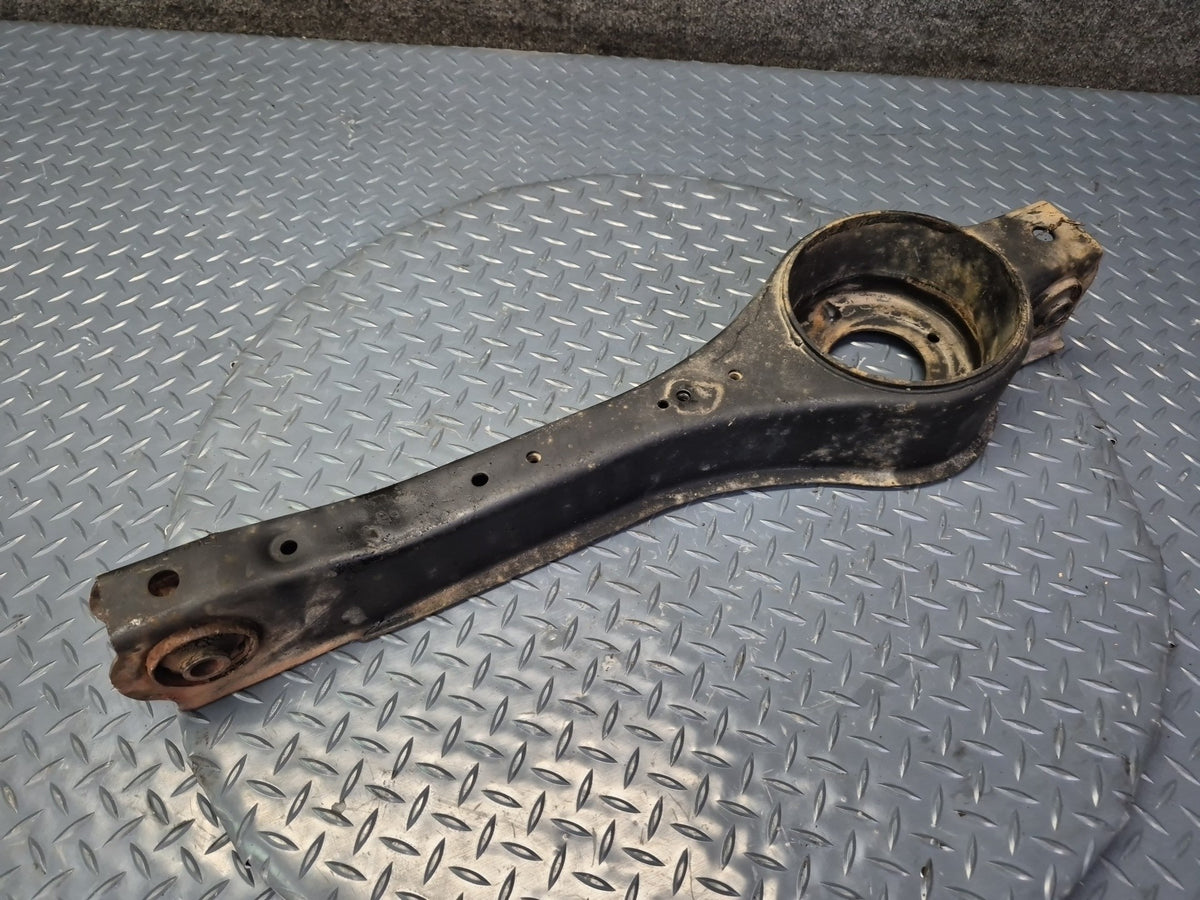 93-99 Toyota Hiace KZH106W 4WD Set of 2 Rear Left Lower & Upper Control Arm OEM