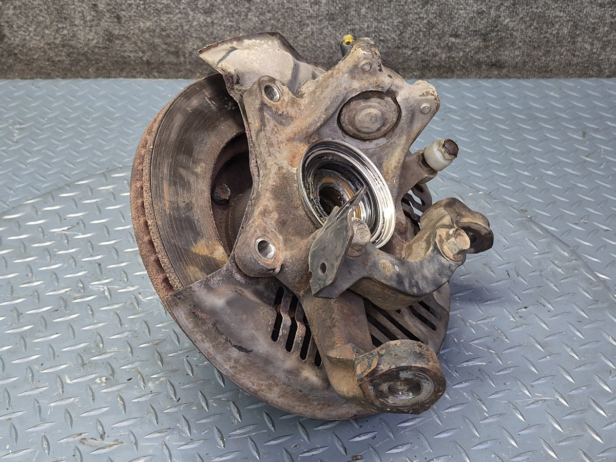 93-96 Toyota Hiace KZH106W 4WD Front Right Spindle Knuckle Wheel Hub Bearing OEM