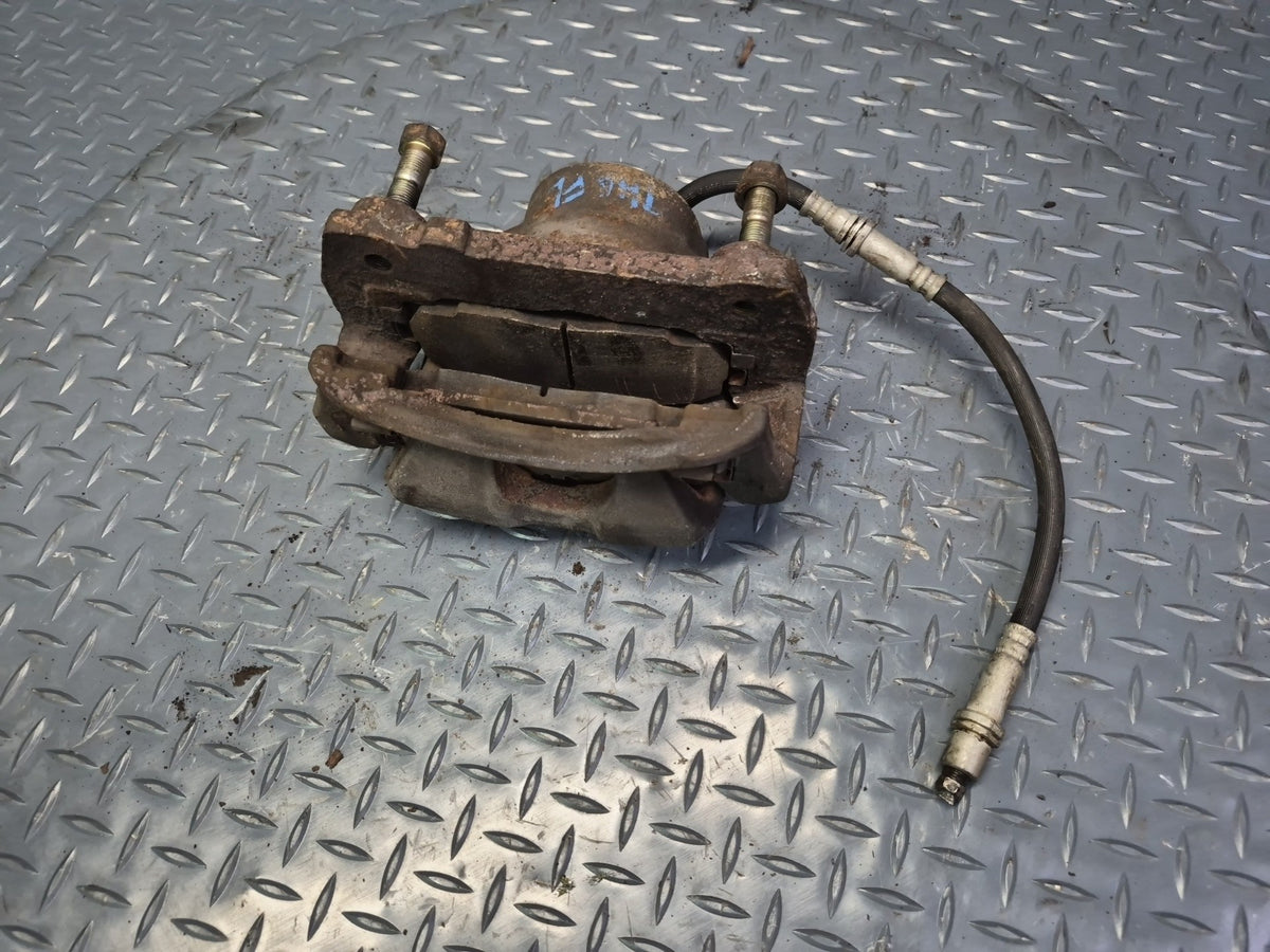 93-96 Toyota Hiace KZH106W 4WD Set of 2 Front Left & Right Brake Caliper OEM