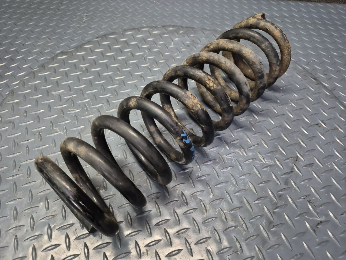 93-96 Toyota Hiace KZH106W 4WD Set of 2 Rear Left & Right Coil Spring OEM
