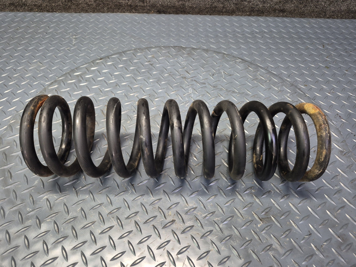 93-96 Toyota Hiace KZH106W 4WD Set of 2 Rear Left & Right Coil Spring OEM