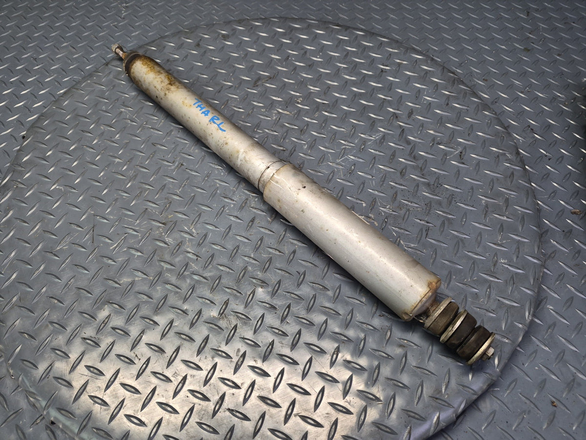 93-95 Toyota Hiace KZH106W 4WD Set of 2 Rear Strut Shock Absorber KYB Gas-a-just