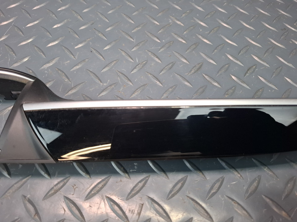 2017-2020 Maserati Levante M161 Dash Front Right Trim Bezel Panel
