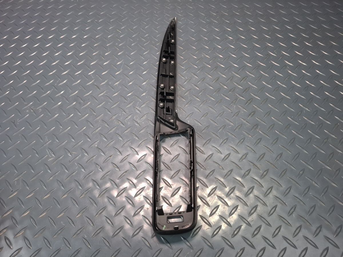 2017-2020 Maserati Levante M161 Dash Front Right Trim Bezel Panel