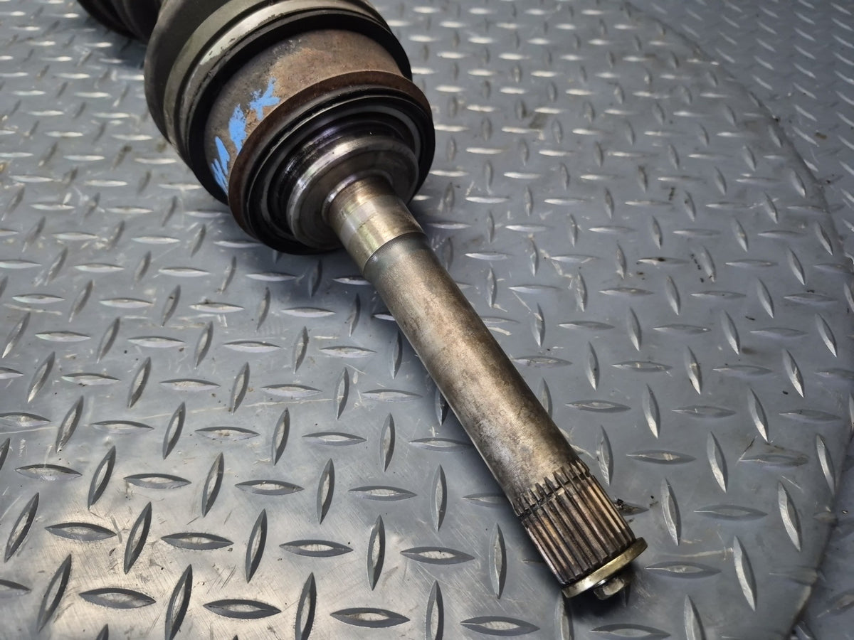 93-95 Toyota Hiace KZH106W 4WD Front Right Suspension Axle Shaft OEM