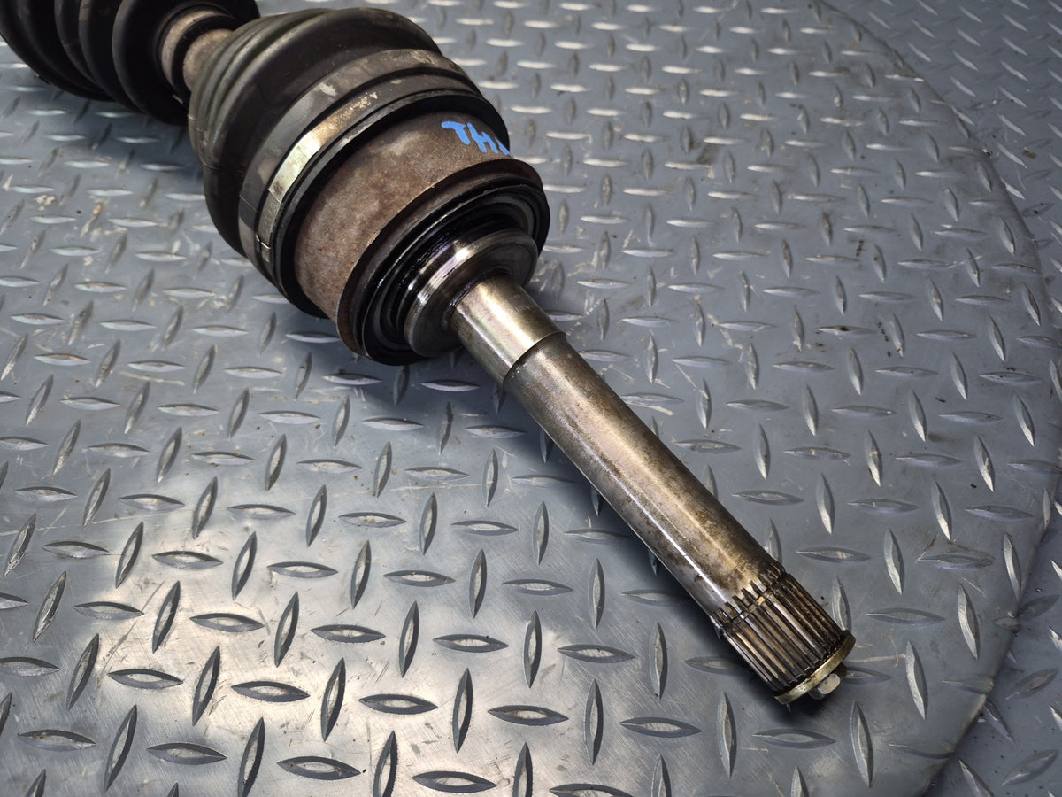 93-95 Toyota Hiace KZH106W 4WD Front Right Suspension Axle Shaft OEM