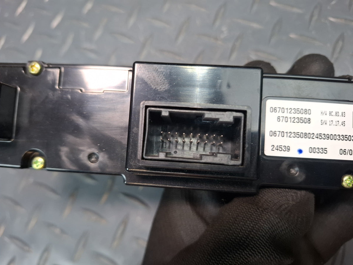2017-2020 Maserati Levante M161 Dash Hvac A/C Heater Climate Control Switch