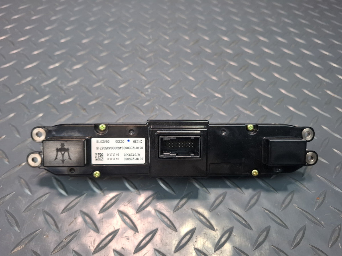 2017-2020 Maserati Levante M161 Dash Hvac A/C Heater Climate Control Switch