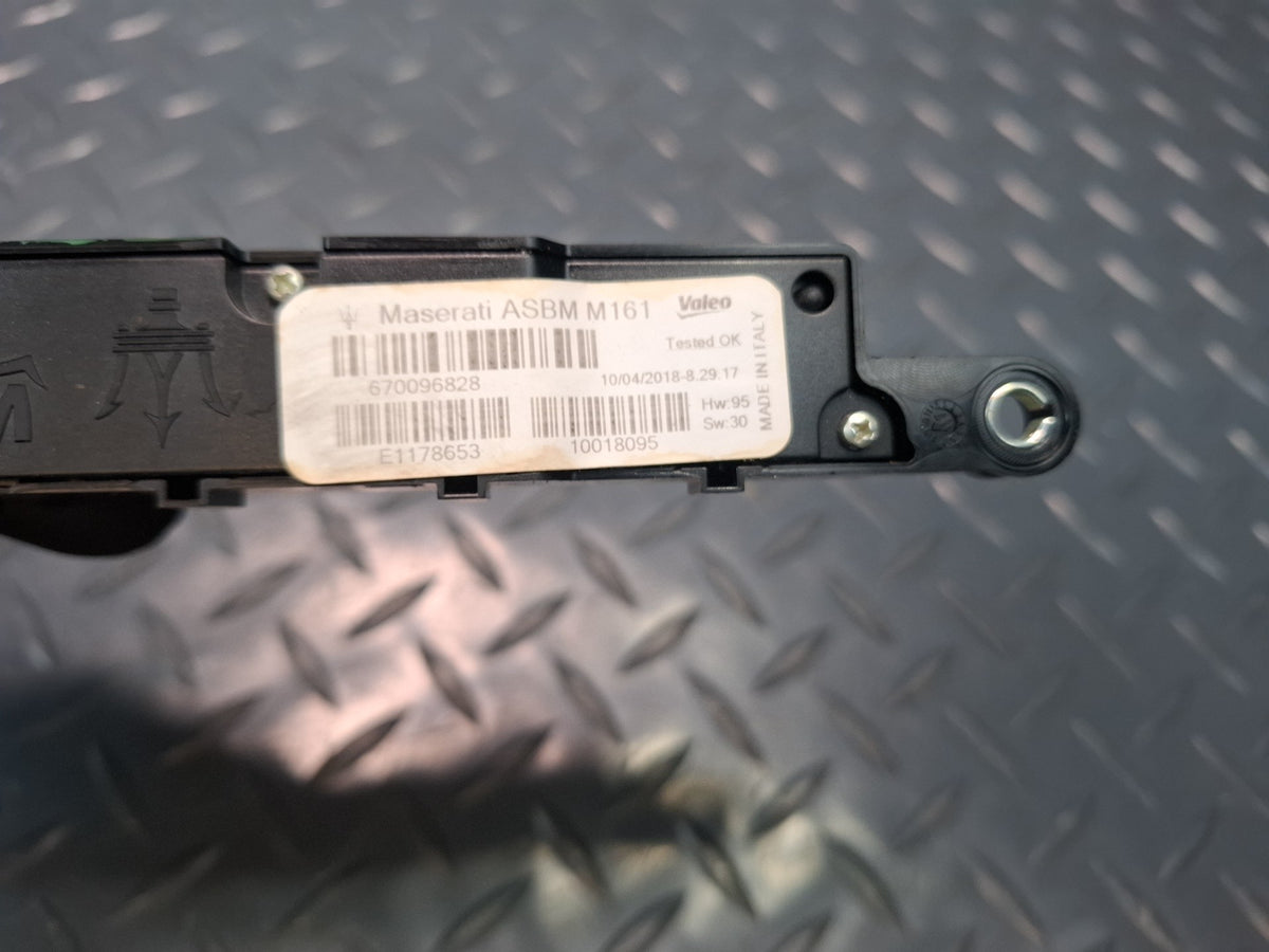 2017-2020 Maserati Levante M161 Center Console Driving Mode Selector Switch