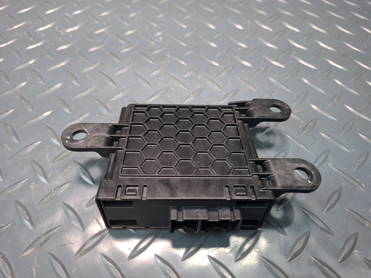 2017-2020 Maserati Levante M161 Network Gateway Control  Module 068293147AC