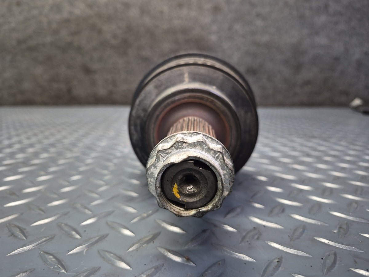 1994-1997 BMW E31 840Ci RWD Rear Right Suspension Axle Shaft