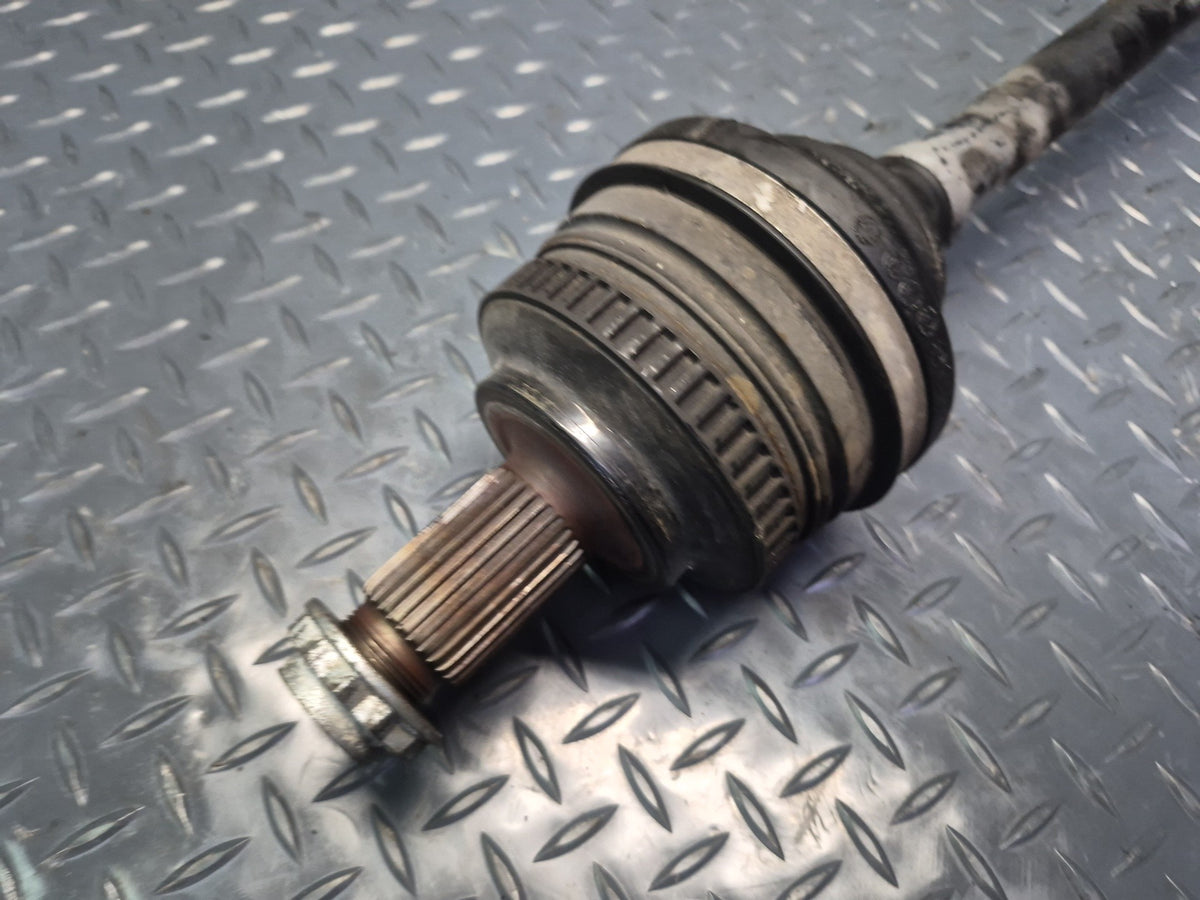 1994-1997 BMW E31 840Ci RWD Rear Right Suspension Axle Shaft