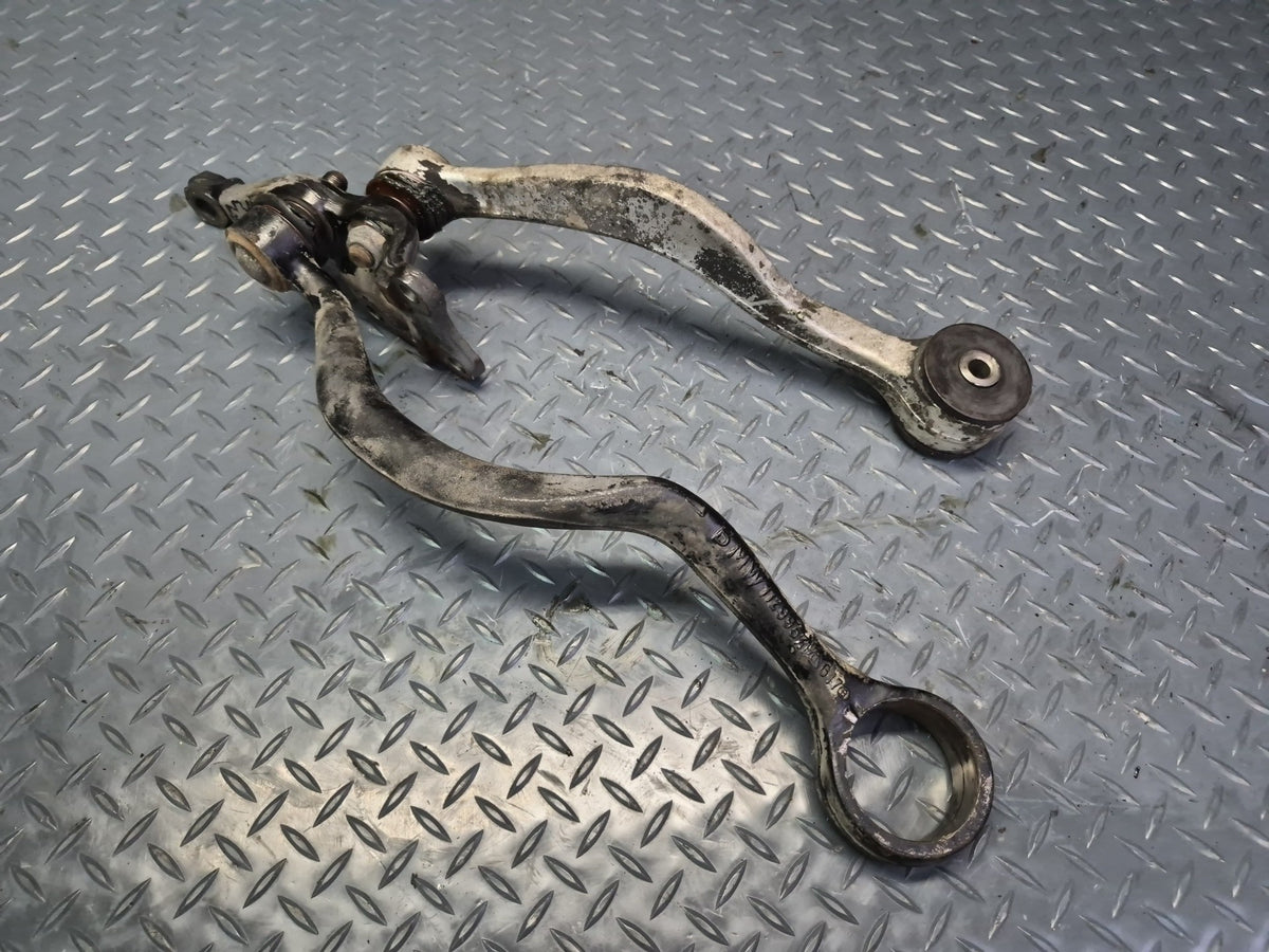 1994-1997 BMW E31 840Ci Front Left Suspension Control Arm Set