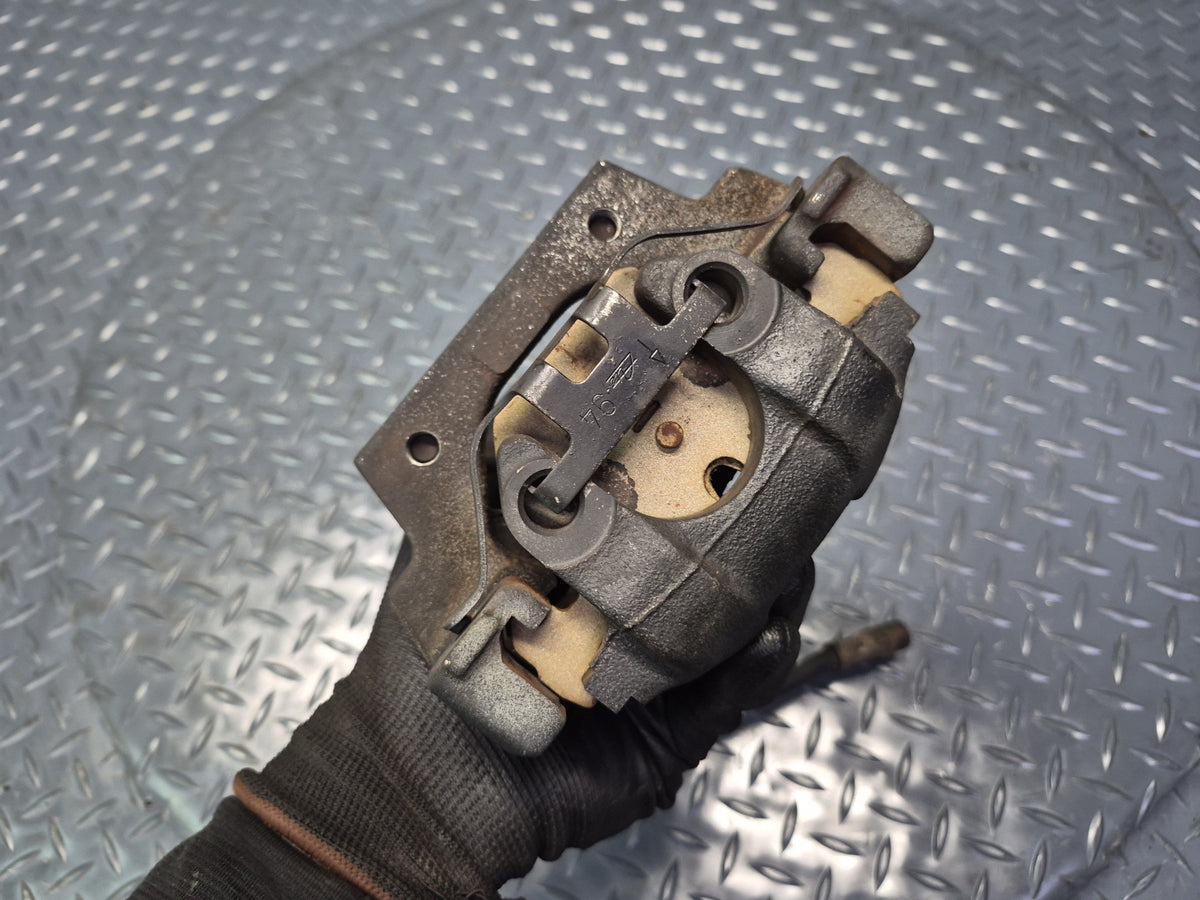 1994-1997 BMW E31 840Ci Rear Left & Right Brake Caliper Set of 2