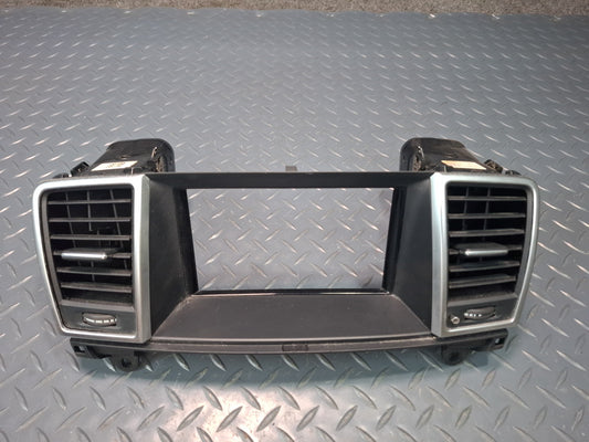 2012-2015 Mercedes W166 Ml-class Dash Front Center Display Bezel W/ Air Vent