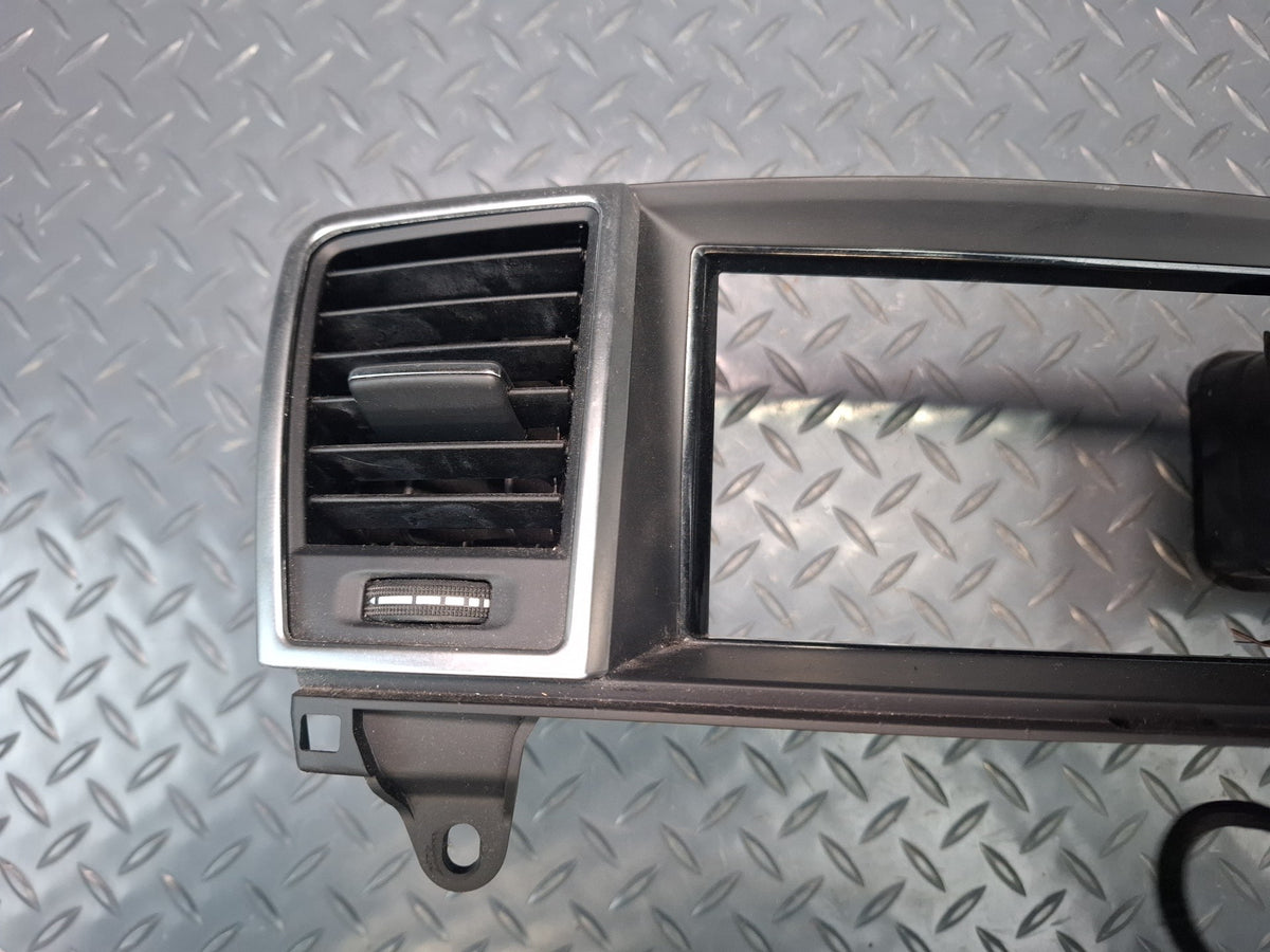 2012-2015 Mercedes W166 Ml-class Dash Front Center Display Bezel W/ Air Vent