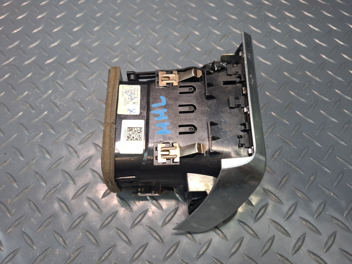 2012-2015 Mercedes W166 Ml-class Dash Front Right Side A/C Air Vent Grille