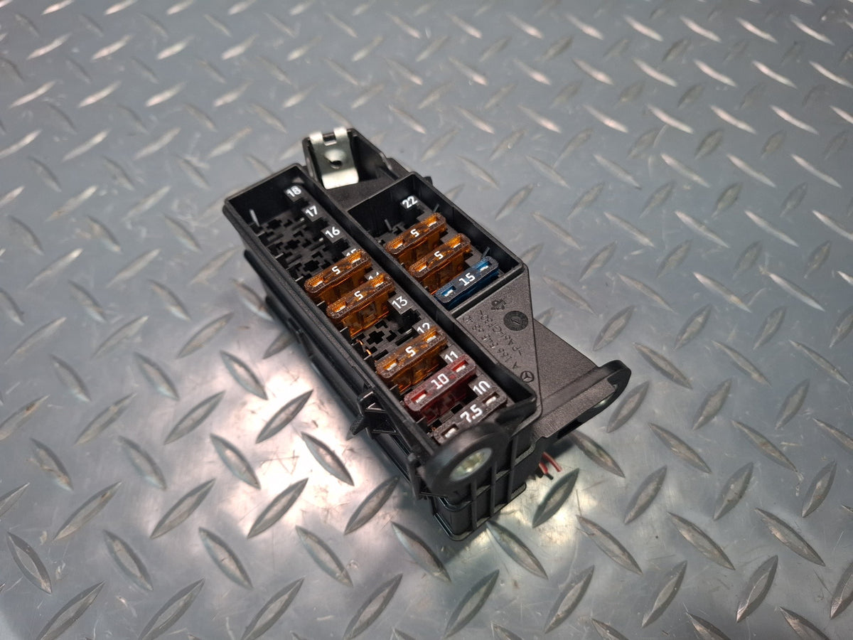 2012-2015 Mercedes W166 Ml-class Under Dash Fuse Relay Junction Box Module