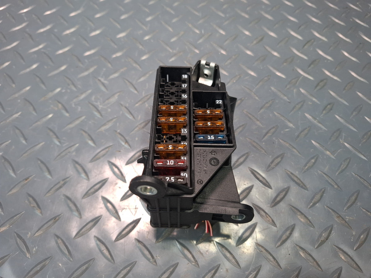 2012-2015 Mercedes W166 Ml-class Under Dash Fuse Relay Junction Box Module