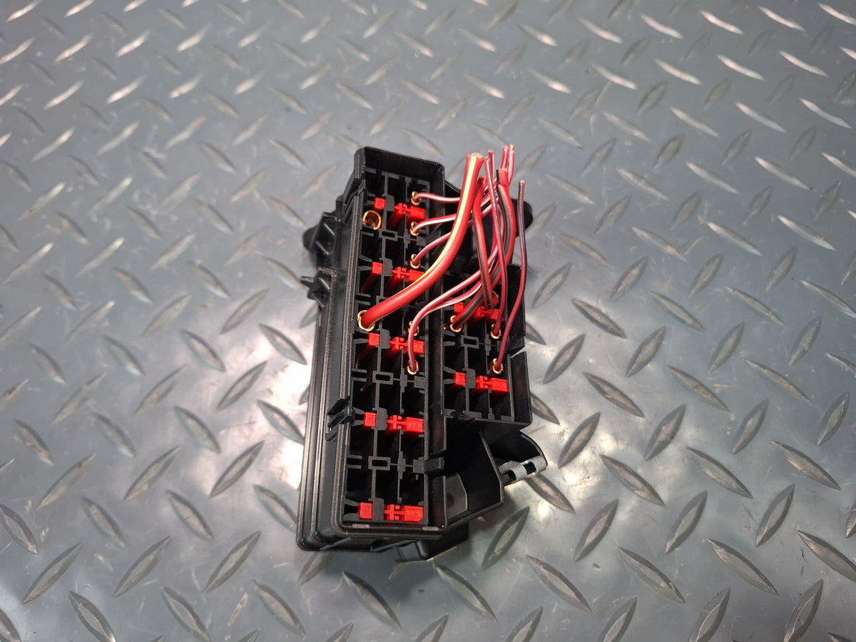 2012-2015 Mercedes W166 Ml-class Under Dash Fuse Relay Junction Box Module