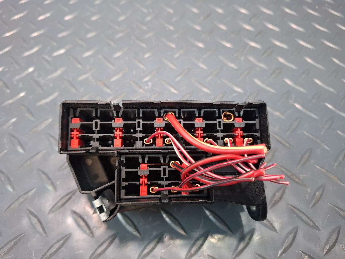 2012-2015 Mercedes W166 Ml-class Under Dash Fuse Relay Junction Box Module