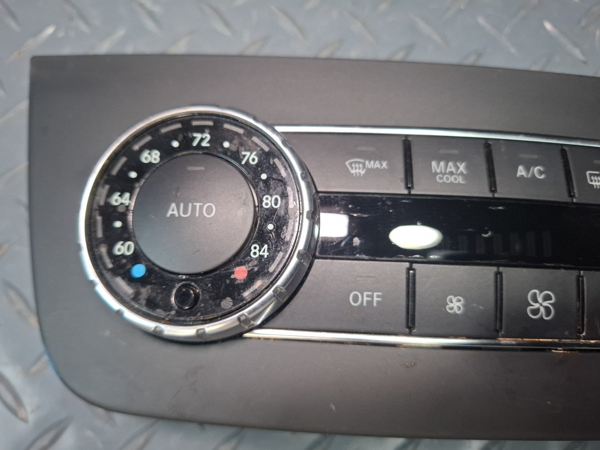 2012-2015 Mercedes W166 Ml-class Front A/C Heater Climate Control Switch Panel