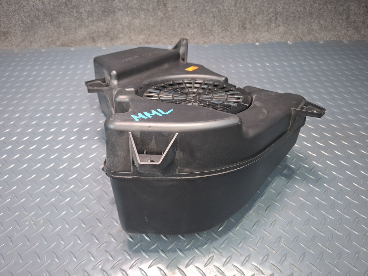 2012-2015 Mercedes X166 W166 Ml-class Rear Subwoofer Speaker Box Harman Kardon
