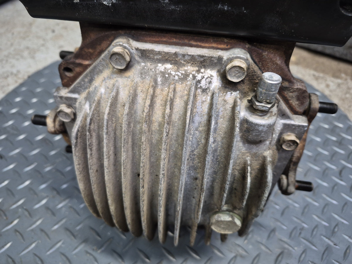 84-86 Toyota Cressida MX73 A/T Rear Differential Carrier 4.1 Ratio OEM