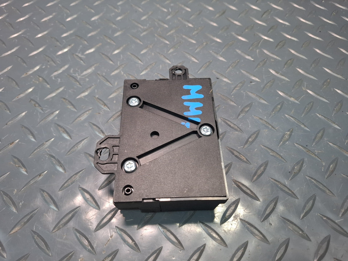 2012-2015 Mercedes W166 ML350 Diesel Fuel Pump Control Module 0009003800 OEM