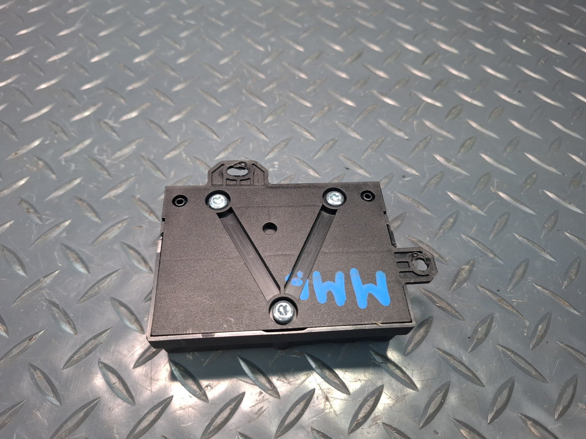 2012-2015 Mercedes W166 ML350 Diesel Fuel Pump Control Module 0009003800 OEM