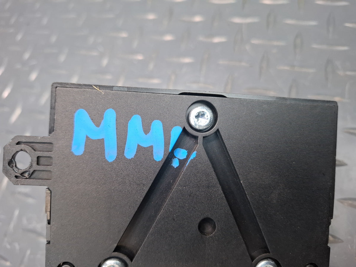 2012-2015 Mercedes W166 ML350 Diesel Fuel Pump Control Module 0009003800 OEM