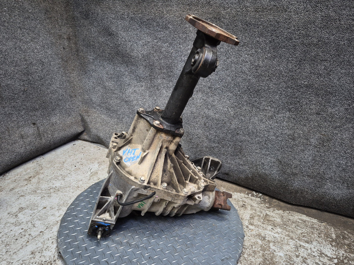 2003-2007 Hummer H2 4WD 4x4 Front Differential Carrier 4.10 Ratio